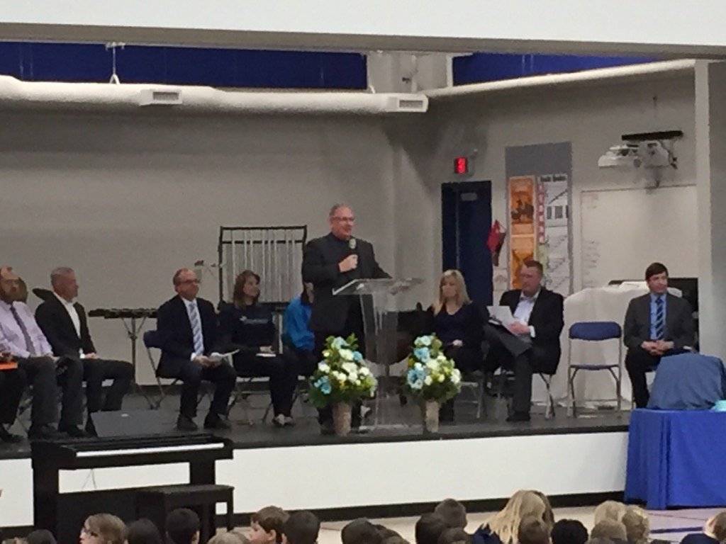 RalphWohlgemuth's tweet photo. @sarneckid brings greetings from ACSTA to @GPCSD @StCatGPCSD  Grand Opening today https://t.co/Tr3AJZ8D4E