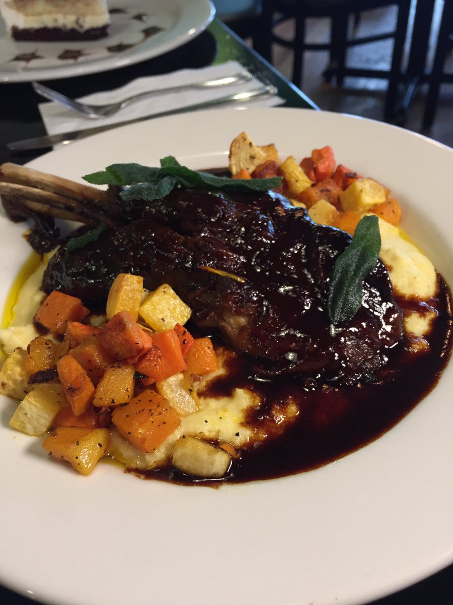 emilydevito's tweet photo. I've died and gone to heaven. You WILL NOT want to miss my next Where the Locals Eat. #Afton #Mainstreetgrill #WTLE https://t.co/ouGOfZWQAv
