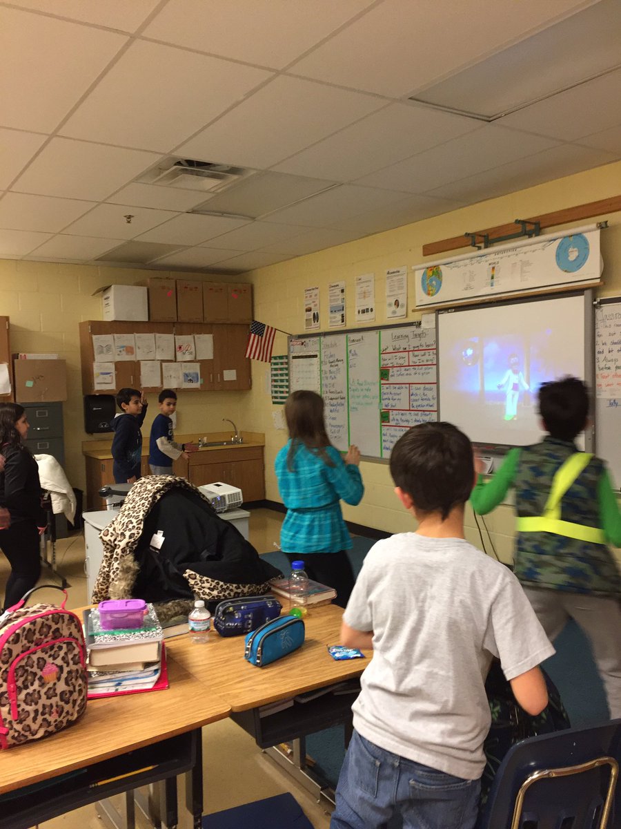MsS_FSES5th's tweet photo. A little electric slide to end the week! https://t.co/YcRrgnVEpJ