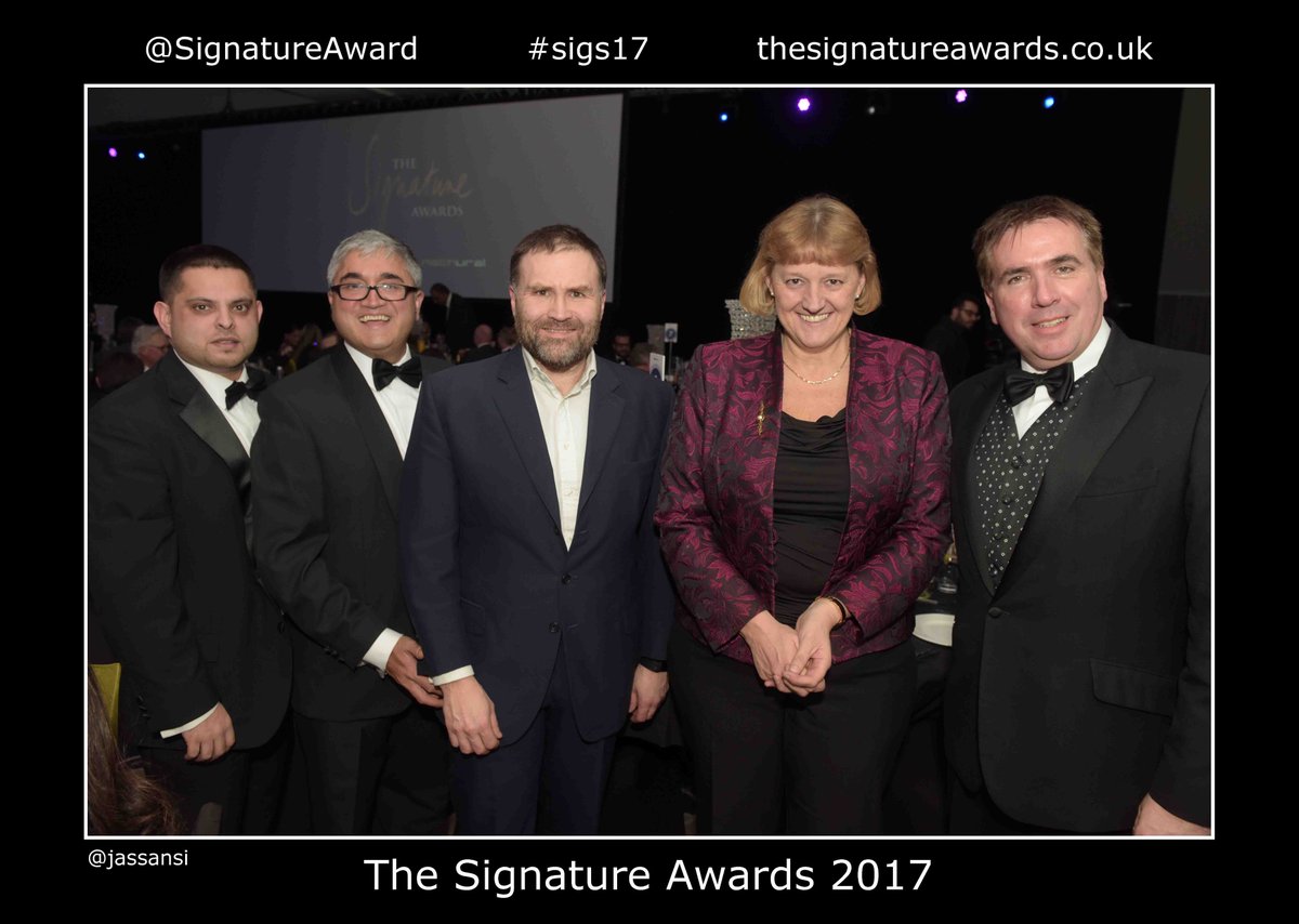 .<a href="/SignatureAward/">The Signature Awards</a> @edgbaston in aid of <a href="/LoveBrumUK/">LoveBrumUK</a> #Sigs2017