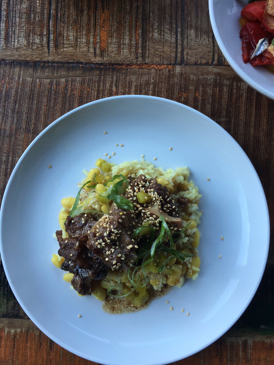 chefemhahn's tweet image. Tweet tweet...new items on! @team_warehouse #topchef #bigsmiles