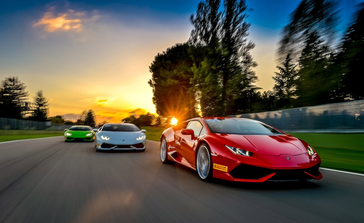 JetsetOnline's tweet photo. #FastlaneFriday The Ultimate Test Drive. https://t.co/MfWCT31LMy https://t.co/pDNH8Khk3d
