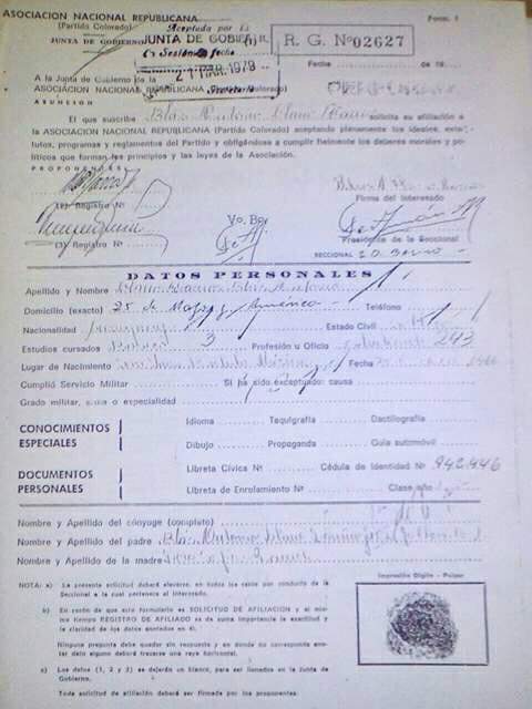3Mitakuna's tweet photo. Nderana habia sido @BlasLlanoPy primero se afilio a @1887ANR q horror y tambien al @PLRAOficial entonces x eso es cartillanista @desimasi2 https://t.co/zFXW2mUnJA