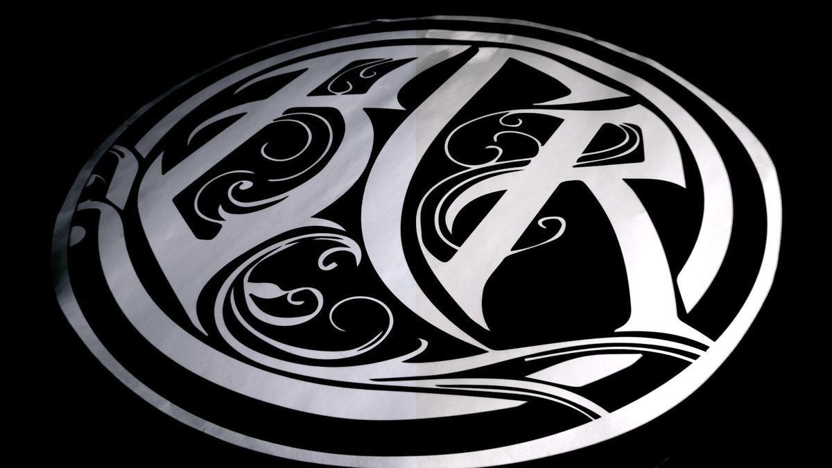 BlackCollarRec's tweet photo. Pumped for the new kick drum decals #FridayFeeling #Metal https://t.co/uflJXmPWZ6