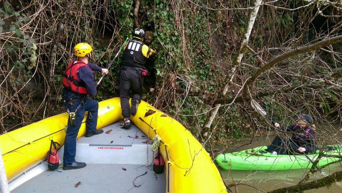 Clackamas Fire tweet media