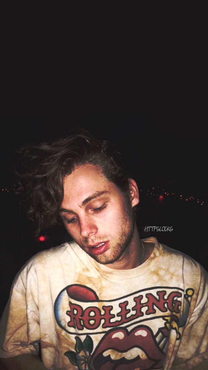 httpslocks's tweet image. - free luke lockscreen bundle
-rt if you save it 
-honesty is cool friend

-laura 
#httpslocksluke