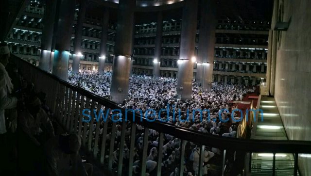 luckysubiakto's tweet photo. [Video] Habib Rizieq Tiba di Istiqlal Disambut Takbir https://t.co/JjqxqAbpxK https://t.co/vGMp115Ja8