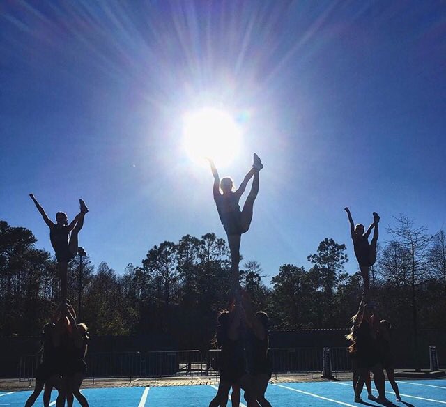 DSHS Cheerleaders tweet media