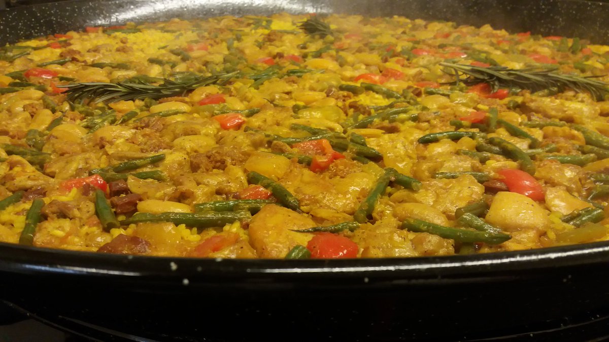 It has been a great Paella week as usual. Muchas gracias to all the usual suspects for enjoying our food. Much more to come soon! ;)