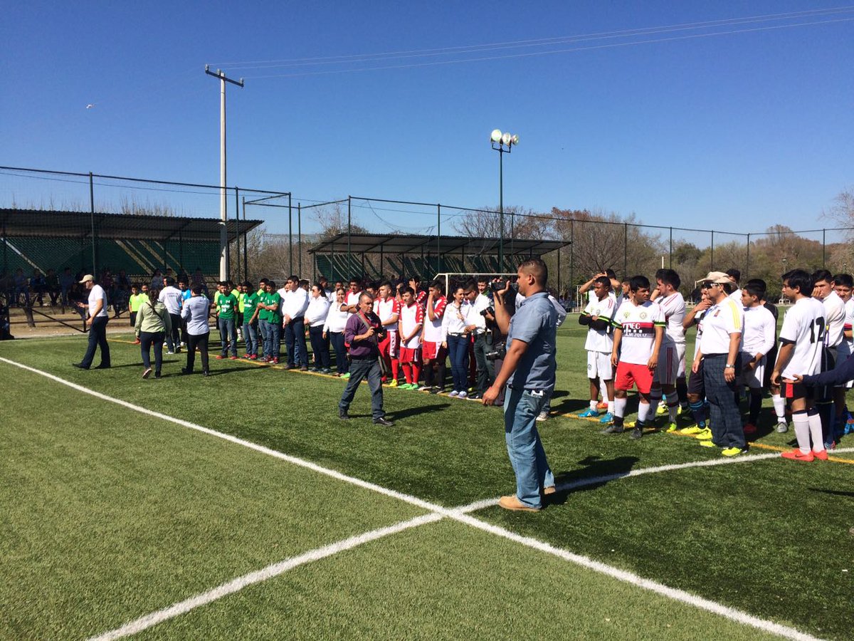 Entrega de material deportivo y Torneo en  Múzquiz entre ITSMZ,UTRC,CONALEP y COBAC@rubenmoreiravdz <a href="/jochoagalindo/">Jesús Ochoa Galindo</a> @SEDUCOAH <a href="/raulvela_e/">CP  Raul Vela</a>