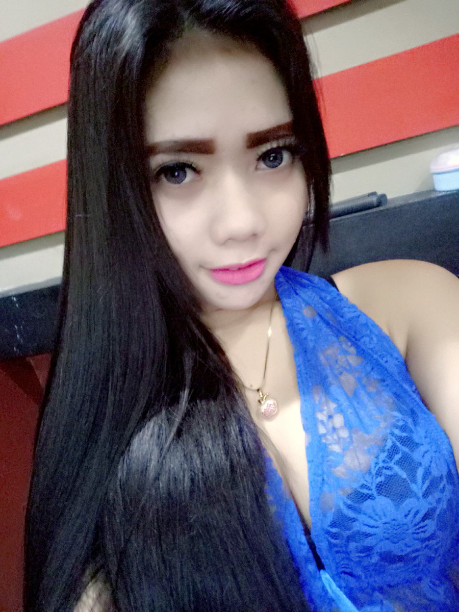 tika0396's tweet photo. 💙💙 https://t.co/TpRfGdGsA4