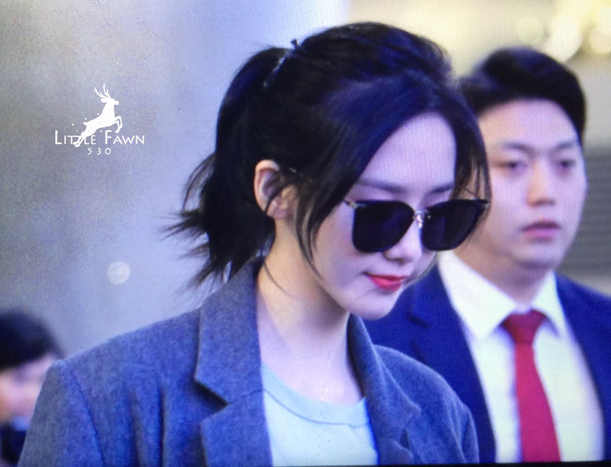 LittleFawn530's tweet photo. #윤아 170211 인천입국 윤아 프리뷰1 https://t.co/dQzSkYEEtj