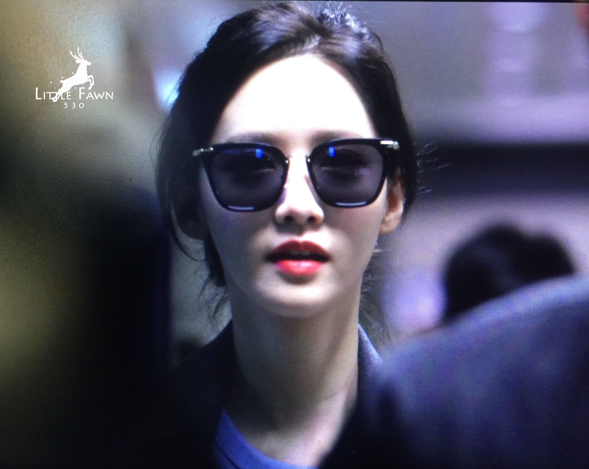 LittleFawn530's tweet photo. #윤아 170211 인천입국 윤아 프리뷰2😘😘😘😘😘 https://t.co/b65iWJidNi
