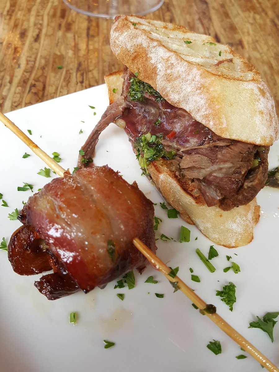 TylerOnWine's tweet photo. Uphoric dining @SevillaTapasLB in Long Beach, CA - thank you, Yezenia - I am amazed :: a touch of #spain in #Cali | #WWCCanada https://t.co/inZ2iVlpPM