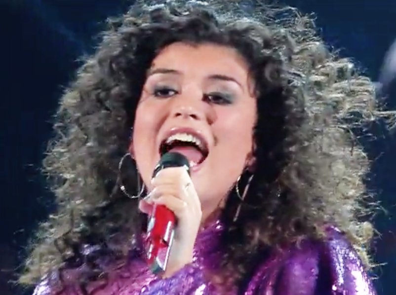 fanpage's tweet image. E BRAVISSIMA @KarenHarding, la fantastica voce che ha cantato per noi un medley dei più grandi successi di #Moroder! #fanRemo #sanremo2017