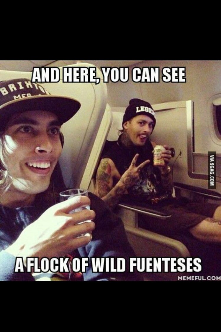  Happy birthday to Vic Fuentes from Pierce the Veil!!! Hope it was a good one!  