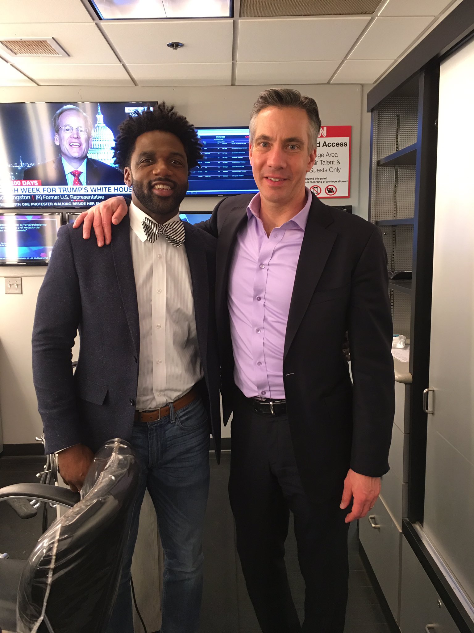 jim-sciutto-on-twitter-at-the-end-of-a-long-day-good-to-see-my-good-pal-dontestallworth-https-t-co-a2xrrtjxyo-twitter