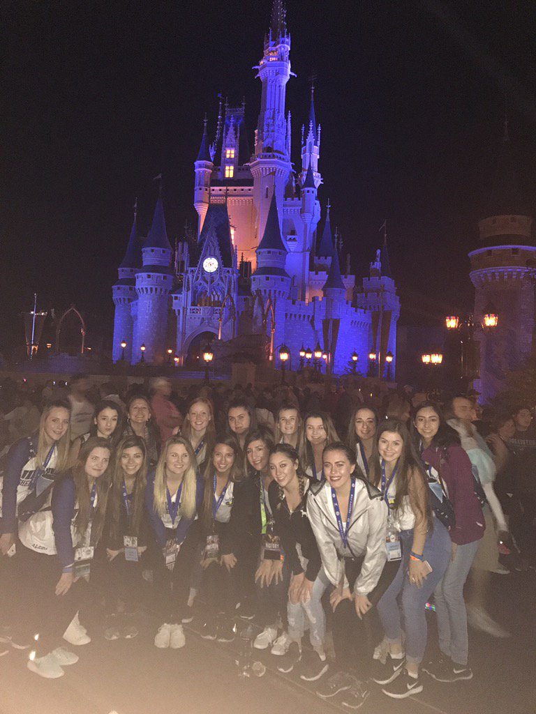 WR_CHEER's tweet photo. Last night of fun before we compete tomorrow! 💙💛 https://t.co/I5AdIn5L5r