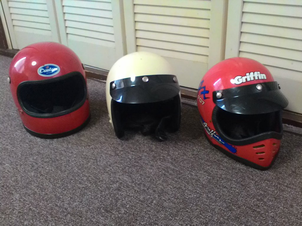 帽体 小さい ヘルメット 昔のイージーライダース製 帽体の小さい