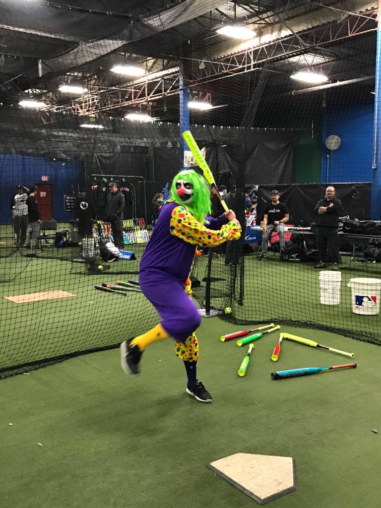 hrslondon's tweet image. @MikenCanada #Freakshow @cfssports #BatDemo