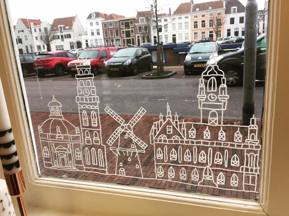 wijzijndestad's tweet photo. Wij zijn de getekende stad @lieve_lings https://t.co/ZDBLvdcu4C #Middelburg #etalages https://t.co/eZ2LcHJpRo