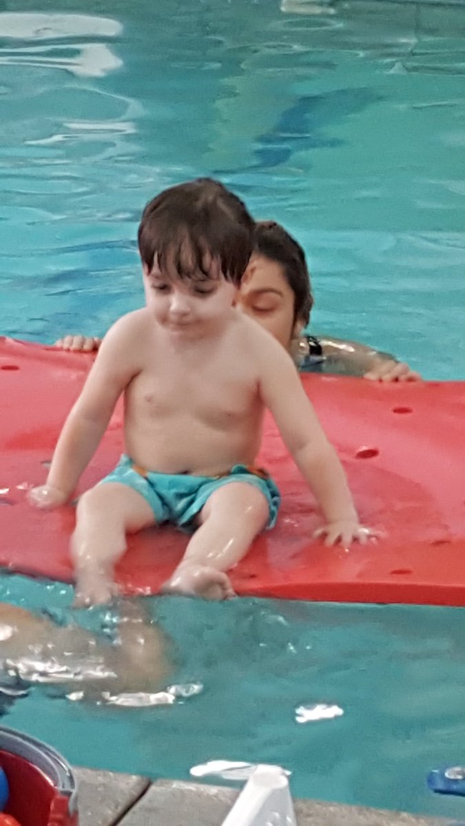 Mr_Johnson_CC's tweet photo. @AASCommunicates Yet another in a series of pool pics. Nothing beats relaxing poolside watching the family while catching up on emails! https://t.co/8uYZNRxx0T