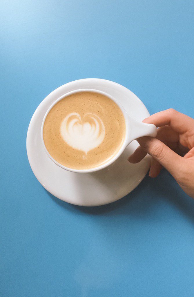 sandy_leong's tweet photo. Sippin' coffee in Macau https://t.co/whw8pQjTrG