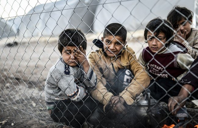 run4syria's tweet photo. Mereka melarikan diri ke kem-kem pelarian yang terletak di negara jiran
#Pray4Syria 
#Run4Syria 
#ViRAL17 https://t.co/ZDDfAMhu9J