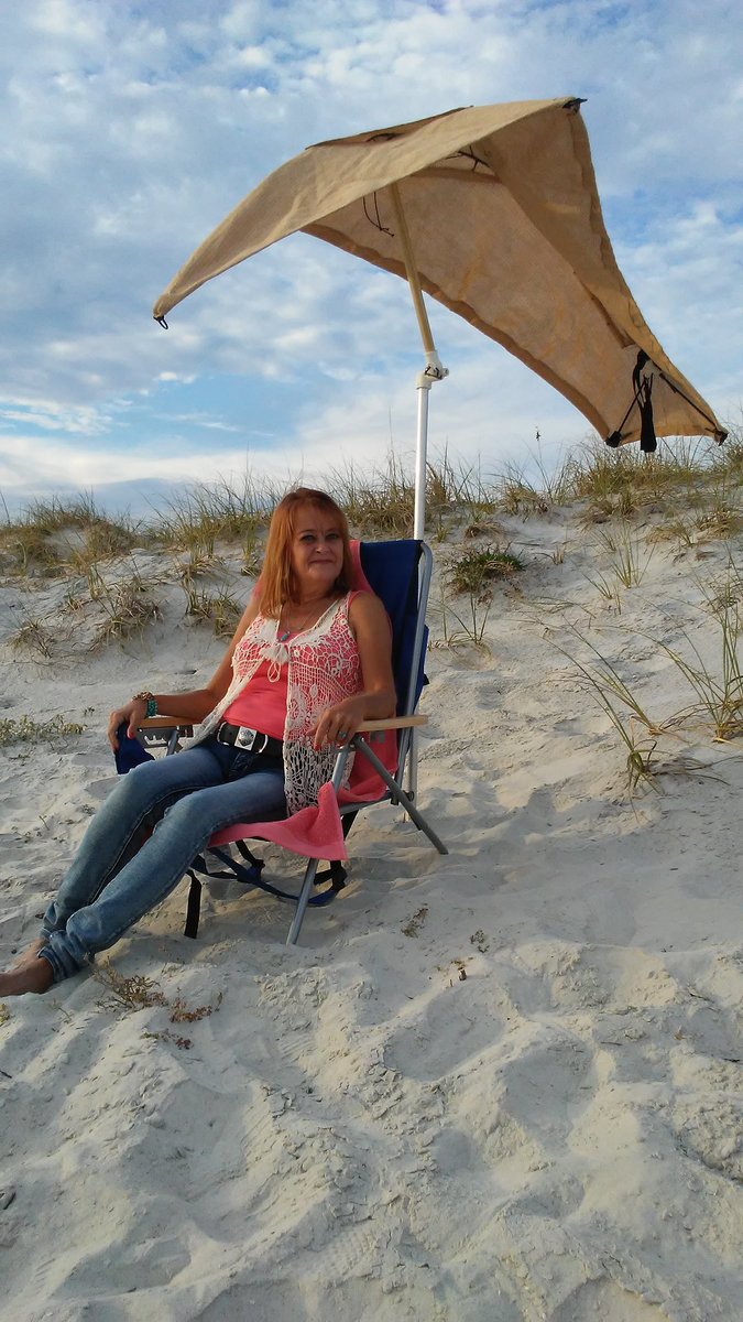 seasolshades's tweet photo. Please check out https://t.co/8GhpeFmnCs #Soloshade coming soon. #New #Concept #Beach #Umbrella #Tan & #Shade #Singleuser lower #cancerrisk https://t.co/3OjYkEMyBY