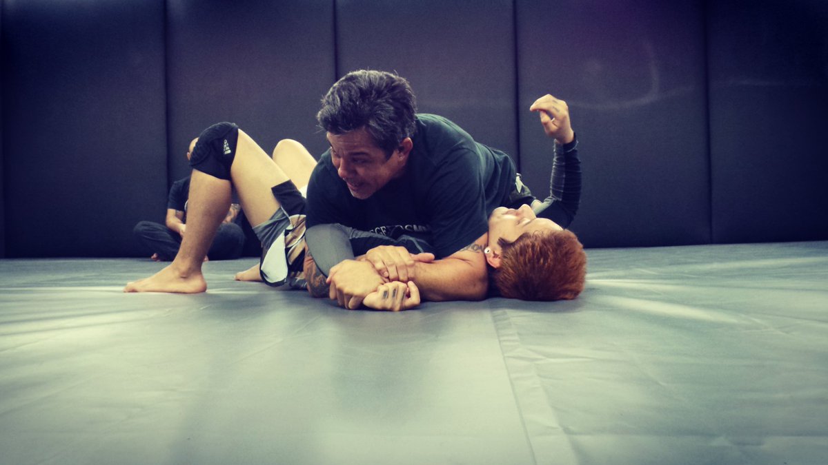LegendsMMAmc's tweet photo. The Americana Party is at 7:30pm Folks!  Midcityla LegendsMMA No GI Night, Wrestling, Grappling! 
#midcityla #usc #wrestling #grabling #nogi https://t.co/FfiexnMzKA