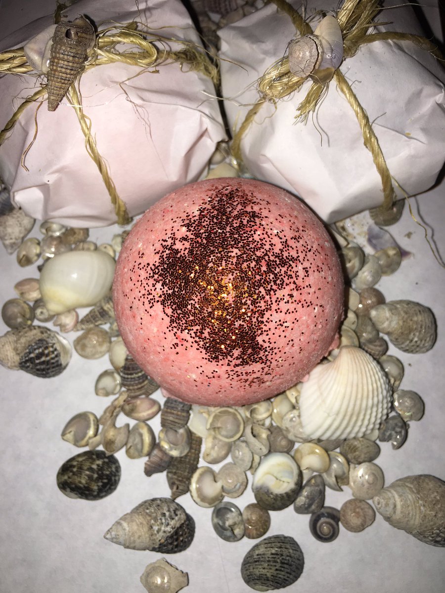 CountryCoconuts's tweet image. All new products added to my shop!!! Use VDAY14 for 15% off all products!!