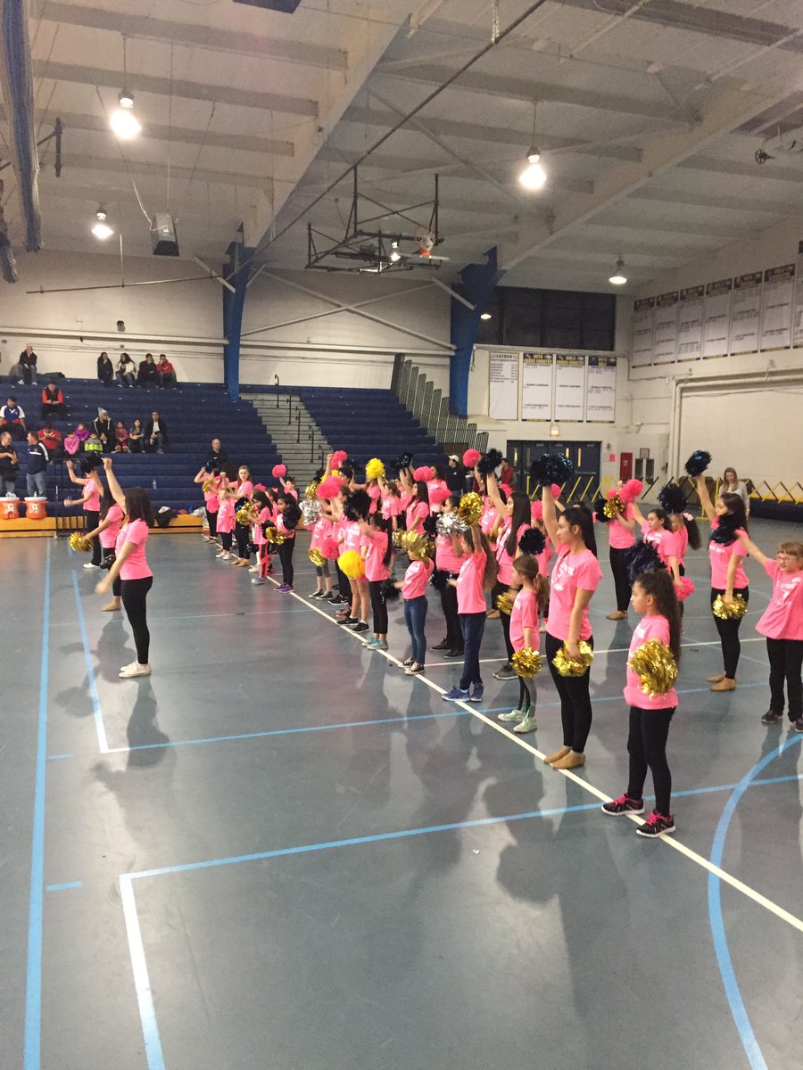 39 lil leydenettes are ready to dance! #leydenpride #leydenettes