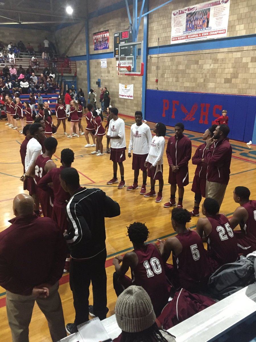 District 1 7A 🏀 semifinal getting ready to tipoff.  @PHSTigersHoops  vs <a href="/PineForestSGA/">Pine Forest H.S. SGA</a>