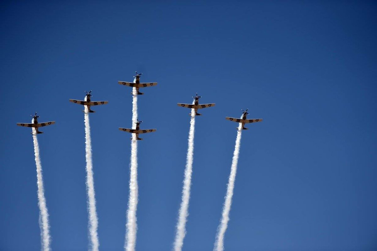ESanchezHdz's tweet photo. Para lograr esta encomienda, #México ha contado con el inquebrantable respaldo y la lealtad del Ejército, la Fuerza Aérea y la Armada: @EPN https://t.co/vAY4fOIszV