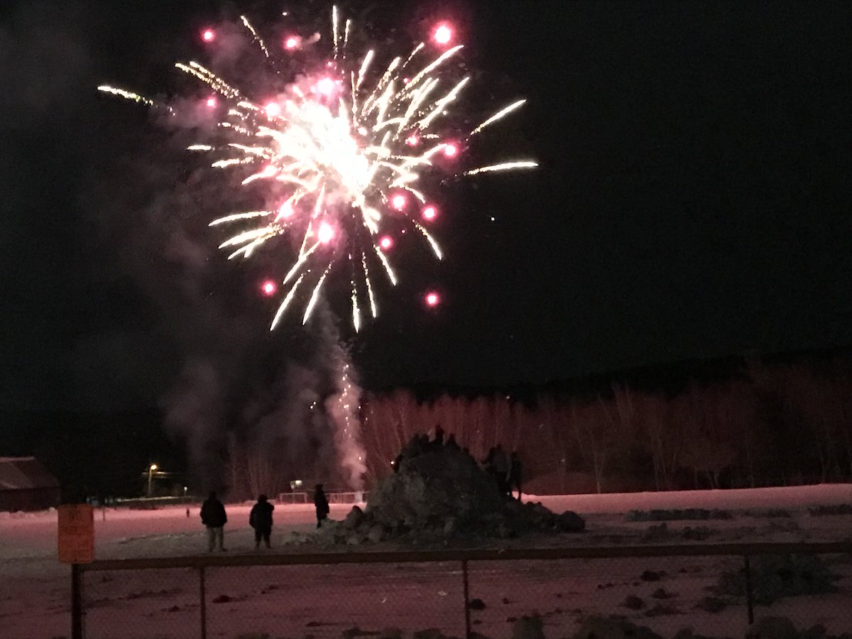 trifet2000's tweet photo. I bet that is a zeroth order reaction. #constantrate #nequalszero #iheartchemistry #bigbooms #morehashtags #CHSAPChemistry #skunkape https://t.co/l5eFfrq3D2