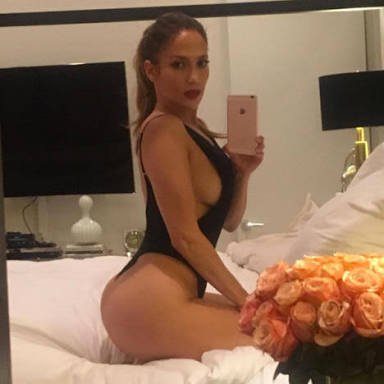 Jprz1321's tweet photo. Can we just talk about Jennifer Lopez for a minute???? https://t.co/hmMJga4GjF