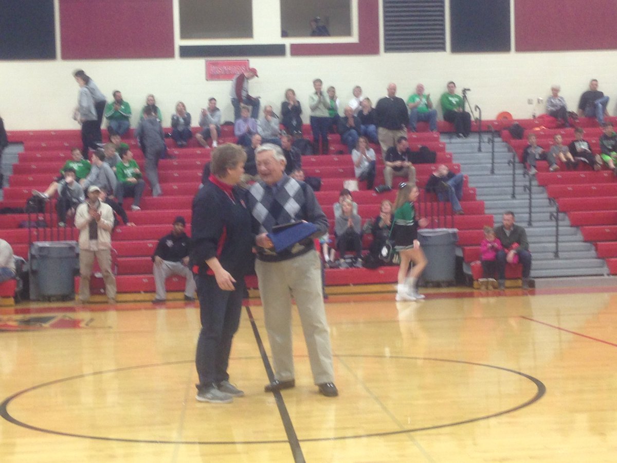 🏈🏀Bernie Heim...Voice of the Owls from 1961-1981.  
<a href="/mthealthyhs/">Mt Healthy Jr/Sr HS</a>