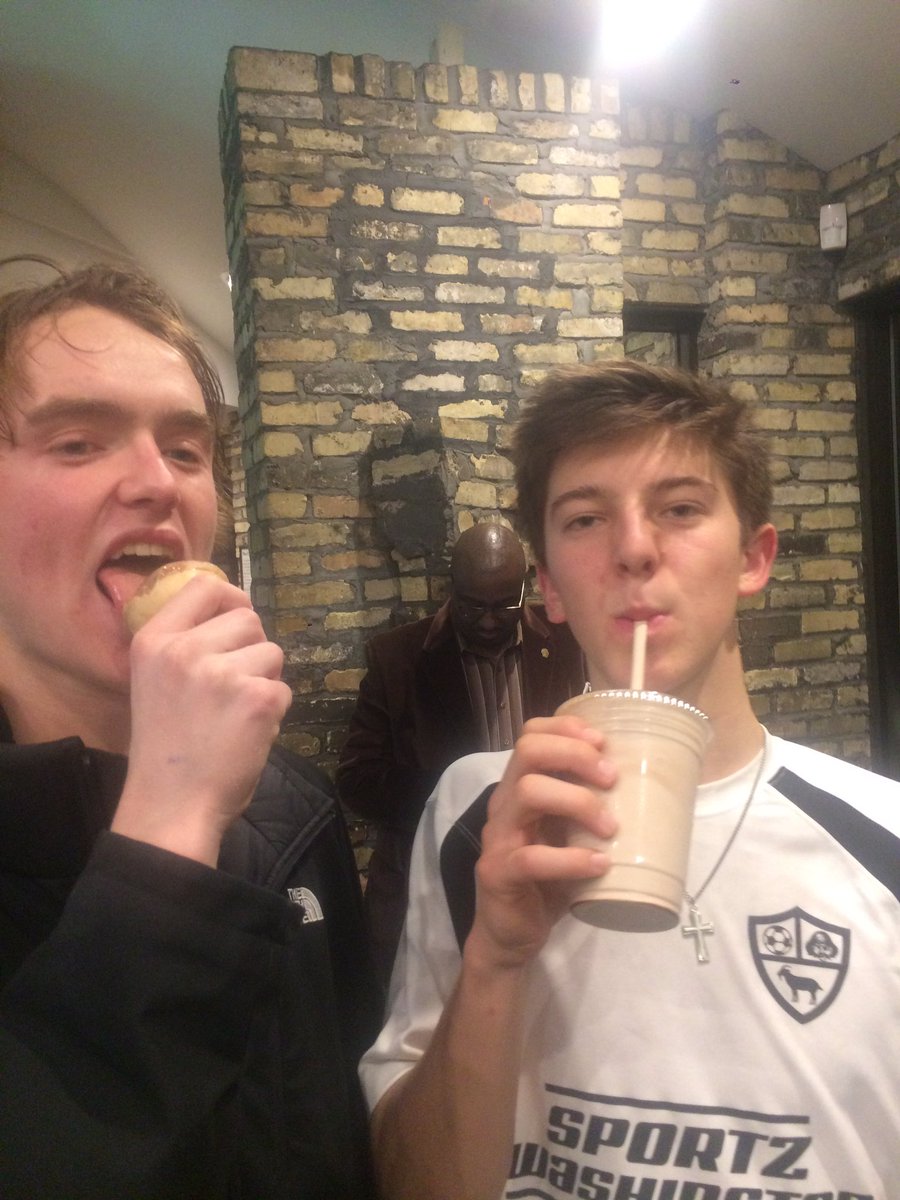 FCpdub's tweet image. Revenge never tasted so sweet