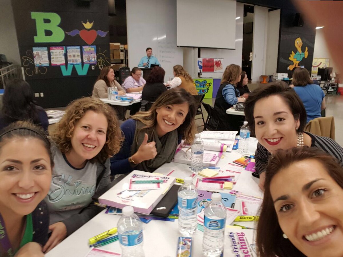 ElenaLoFe's tweet photo. #kagan @WestElem2015 #growthmindset @EctorCountyISD Great training! :) https://t.co/fvwSYWqSCM