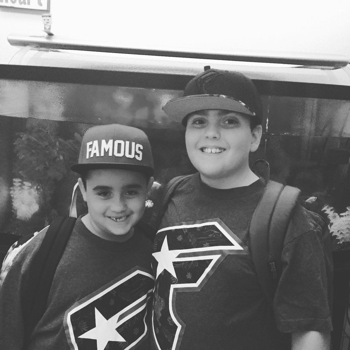 MedTechOne's tweet photo. Hamming it up #famousstarsandstraps https://t.co/RkwyCCMggF