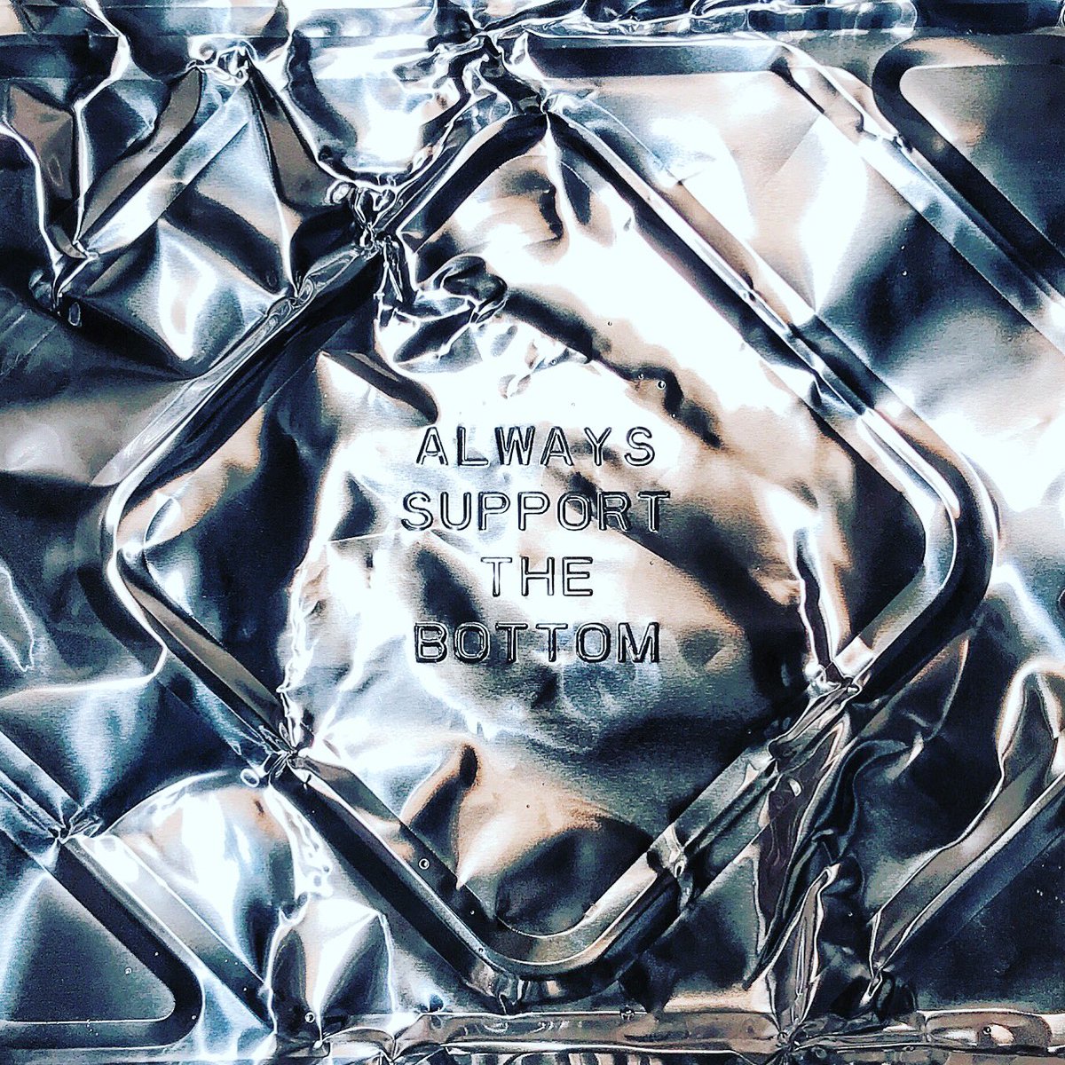lizzybrou's tweet photo. Found this awesome political slogan at the bottom of my lasagna pan. #alwayssupportthebottom https://t.co/nKIYm6UP7S