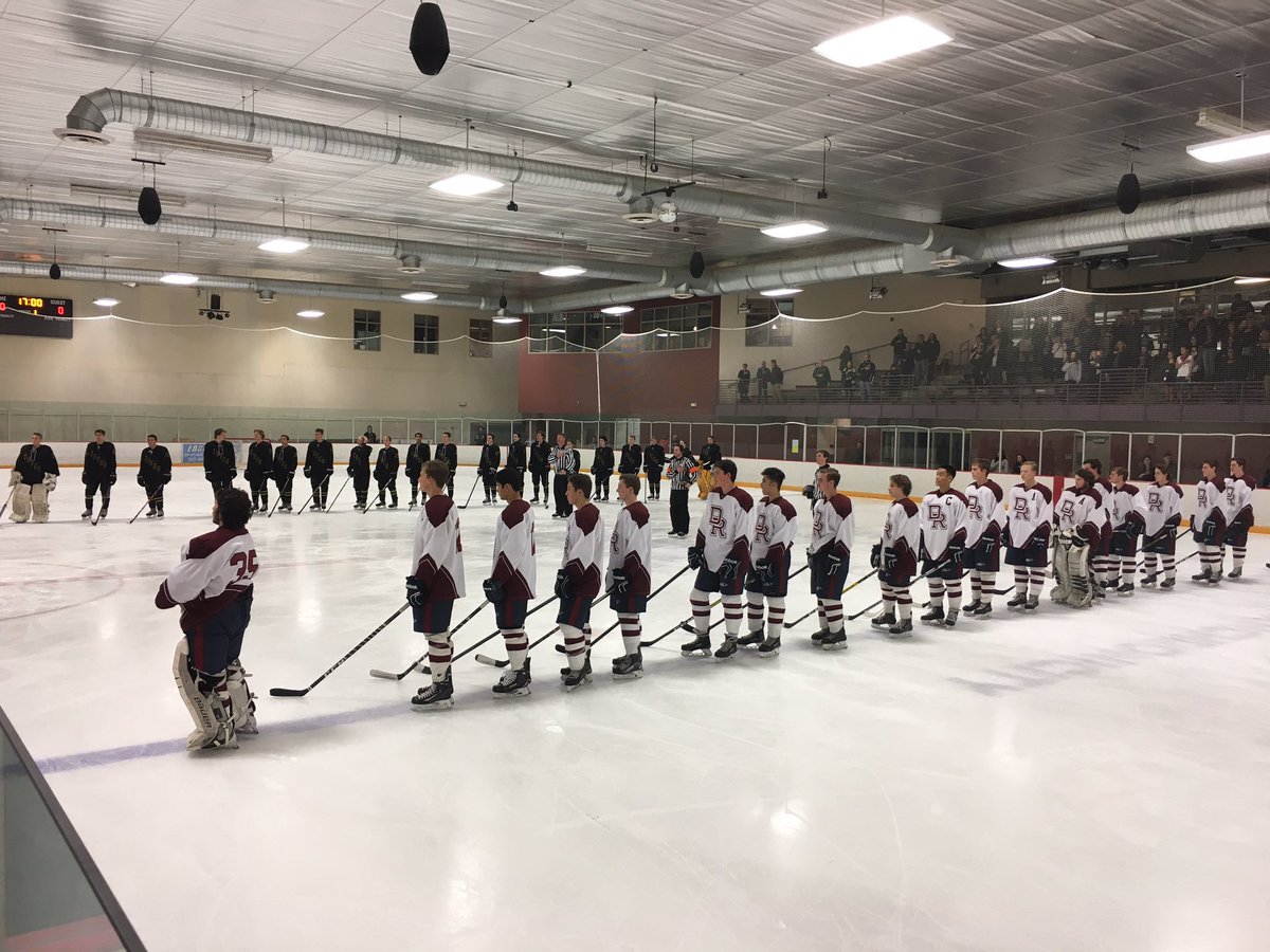 COPuckStop's tweet photo. #4 @MoHiPuck up 2-1 after one vs. #9 @DakotaRidgeHS at the Edge! @birdsofdirt have nine seniors looking for a comeback on Senior Night! https://t.co/76PnhAsTt7