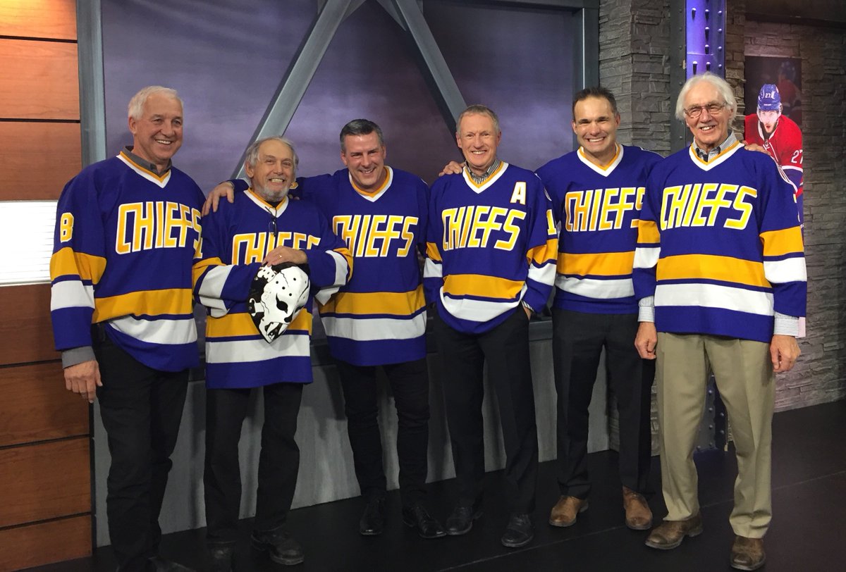 Antichambre's tweet photo. Merci aux Chiefs pour la visite dans l'Antichambre! #Slapshot https://t.co/dU34FlbYMS