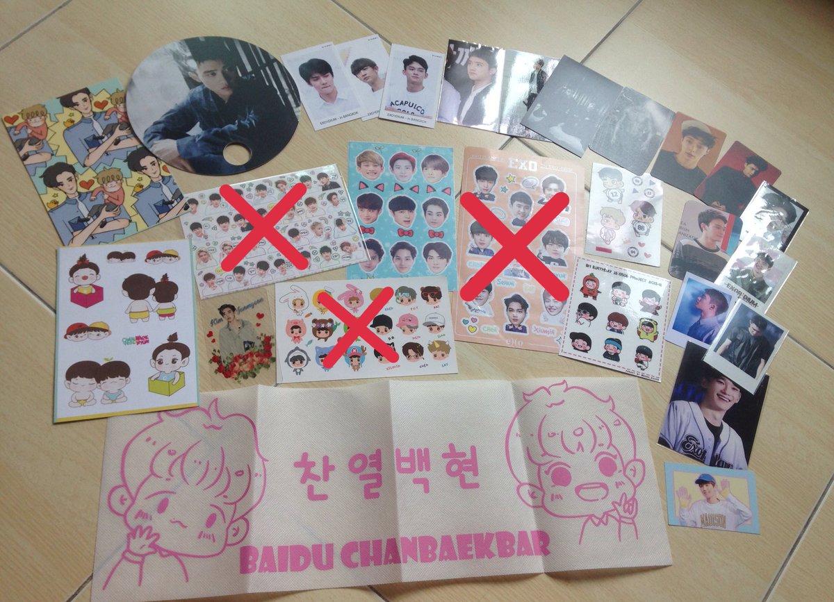 สติกเกอร์exoแถวบน45บาท แถวล่าง20 บาท ลทบ30/ems50 เลือกของแถมได้จากรูป #ตลาดนัดEXO