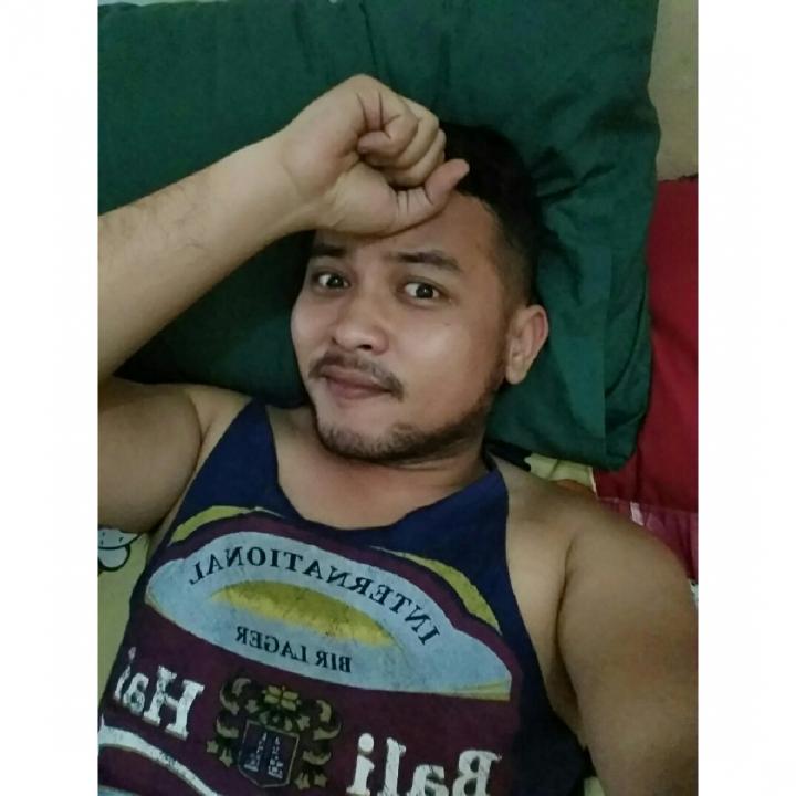 Come hangout with me > assalamualaikum on #BIGOLIVE. web.live.bigo.sg/2124170769_148…