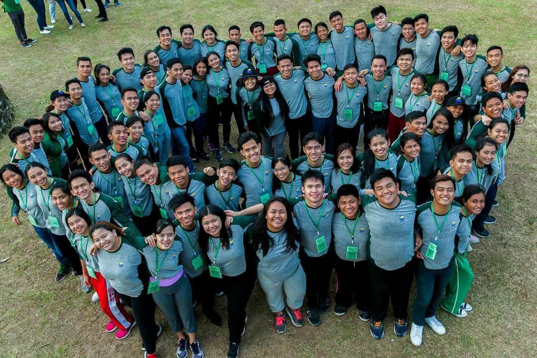 lrnzprlta's tweet photo. Gained new learnings, new friends, and new family! Proud to be a part of Batch Kalibasib ❤️️sepanx na agad. #AYLC2017 #squadgoals https://t.co/WFUk2b4xZ0