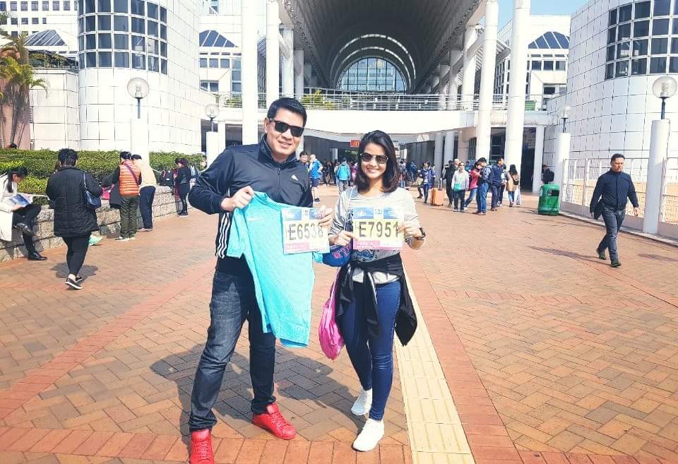 suebsak1's tweet photo. Together, We Run Further...
พร้อมแล้วครับสำหรับ #HKMarathon2017 พรุ่งนี้
#moves
#teammoves
#multimoves
#multimovesinternational https://t.co/ZGAdblNCCm