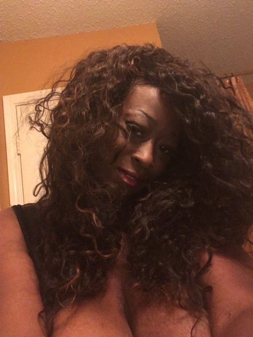 This  an old picture.I don't understand why it didn't get posted here https://t.co/wA9IZrUVr8<a href="/tag/mvsales"class="tags"><span>#mvsales</span></a>