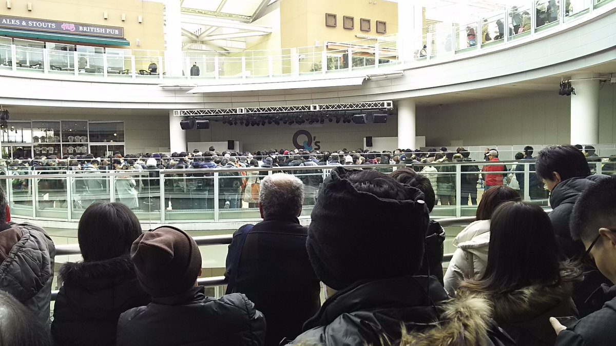 大 恵 V Twitter 倉木麻衣と自撮りをしよう 全国スマイルキャンペーン 大阪会場 あべのキューズモール 3f スカイコート 日時 17年2月11日 土 12 30 Start Yesterday Love Sawage Life Serendipityを歌ってました T Co