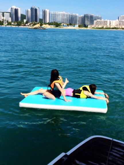 JSBOARD2's tweet image. 1.5m×1.5m Inflatable Floating Platform.
The size,color and logo can be customized.